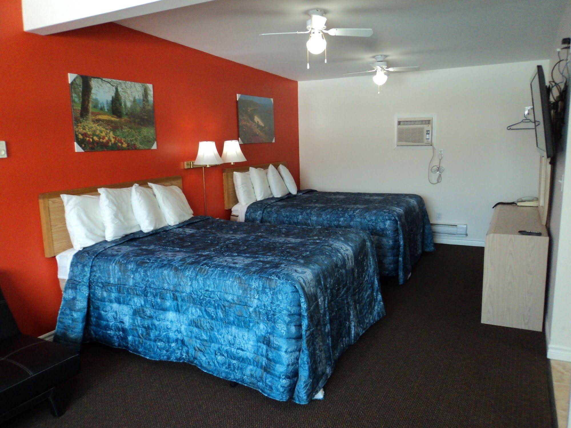 Rymal'S Motel Лемингтон Екстериор снимка